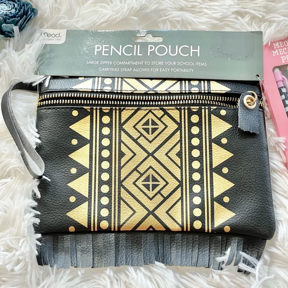 New with tags BUNDLE ~MEAD PENCIL CASE & MeowGical Mechanical Pencils set of 4